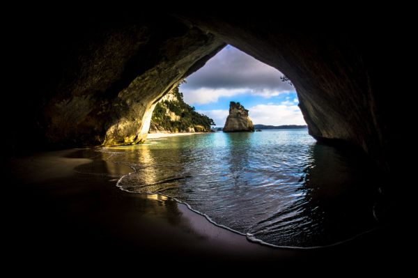 Comment planifier une expédition pour explorer les grottes de Waitomo, Nouvelle-Zélande?